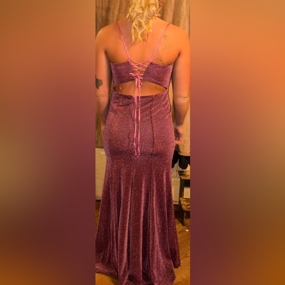 Prom dress - Picture 2 of 4